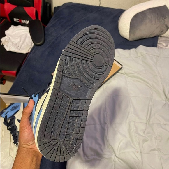 Obsidian Blue Jordan 1s 💠 - Picture 2 of 7